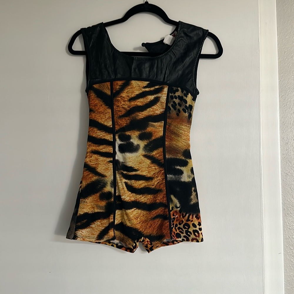 Dance costume